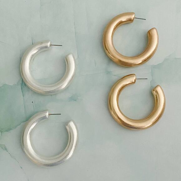 Round And Smooth Large Hoop Earrings Silver - Picture 3 of 7